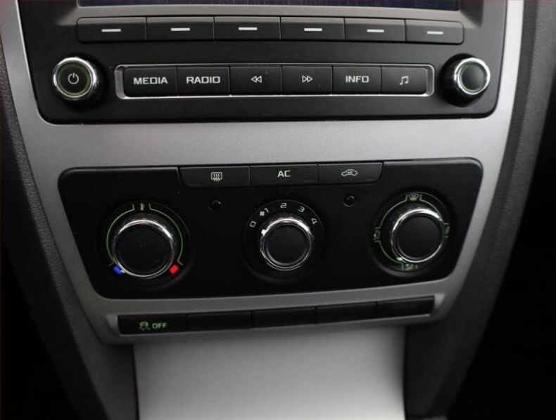 Škoda Octavia - hlavní fotka
