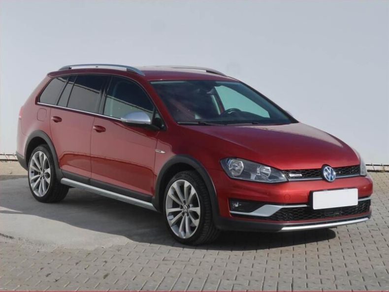 Volkswagen Golf - hlavní foto