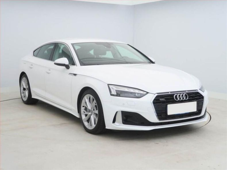 Audi A5 - hlavní foto