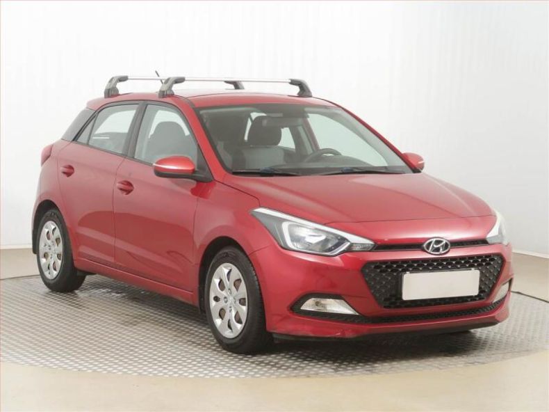 Hyundai i20 - hlavní foto