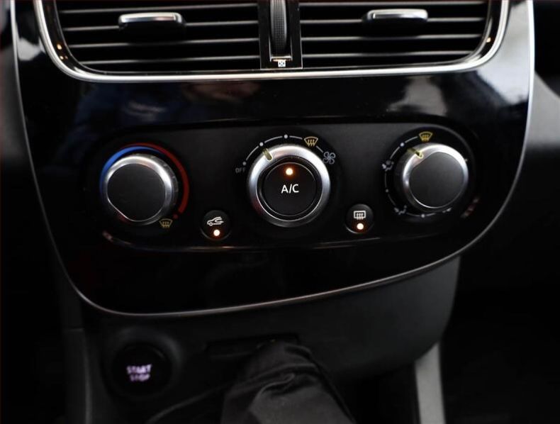 Renault Clio - hlavní fotka