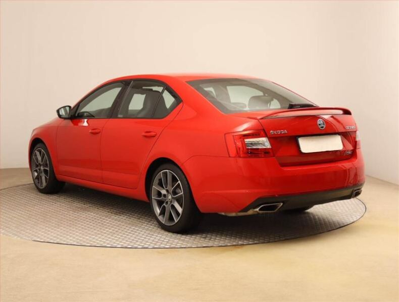 Škoda Octavia - hlavní fotka