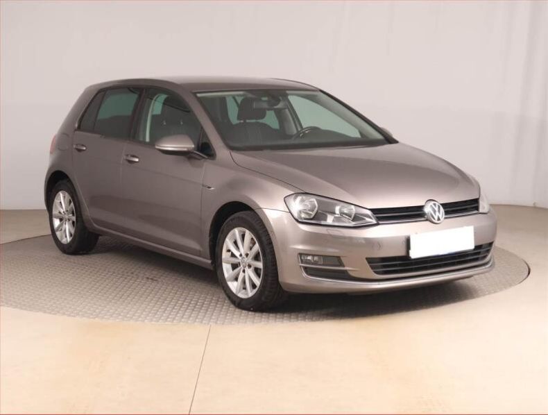 Volkswagen Golf - hlavní fotka inzerátu