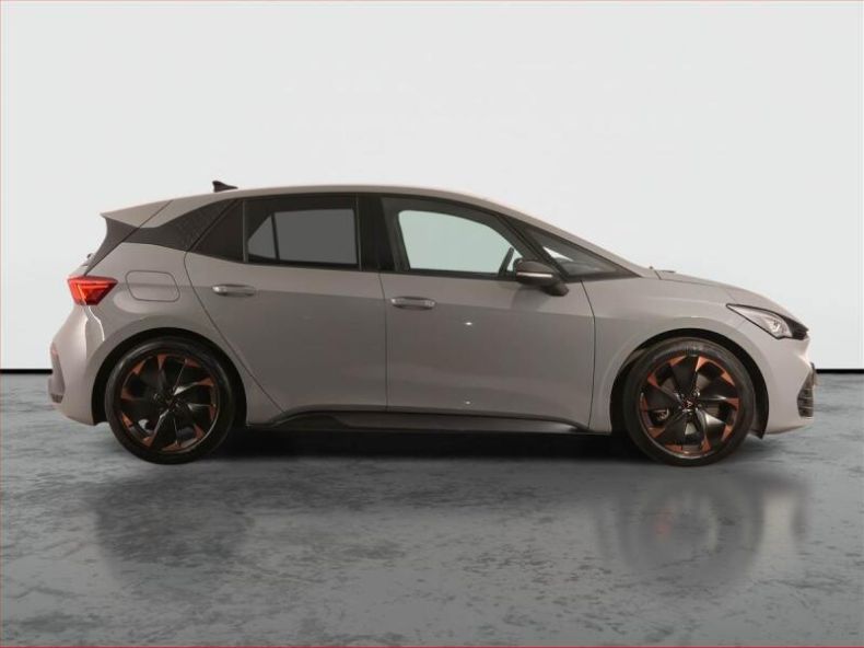 Cupra Born - hlavní fotka