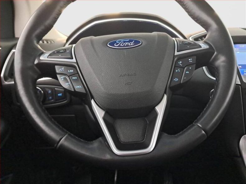 Ford Edge - hlavní fotka