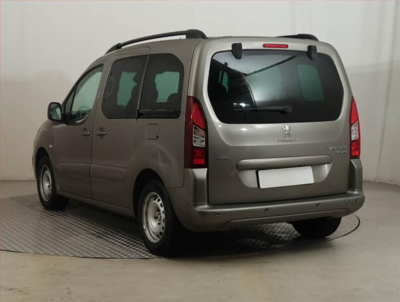 Peugeot Partner - hlavní fotka