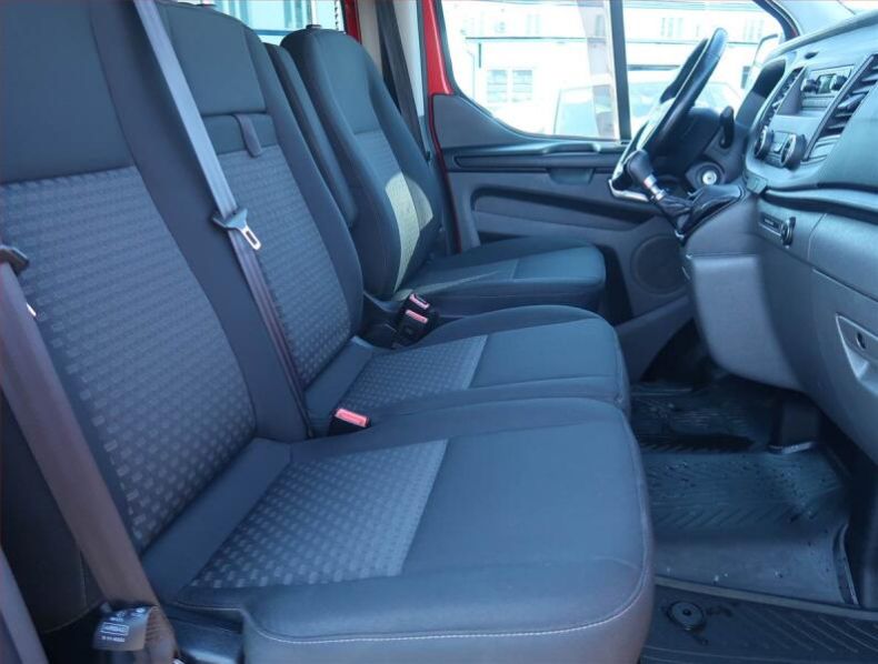 Ford Transit - hlavní fotka