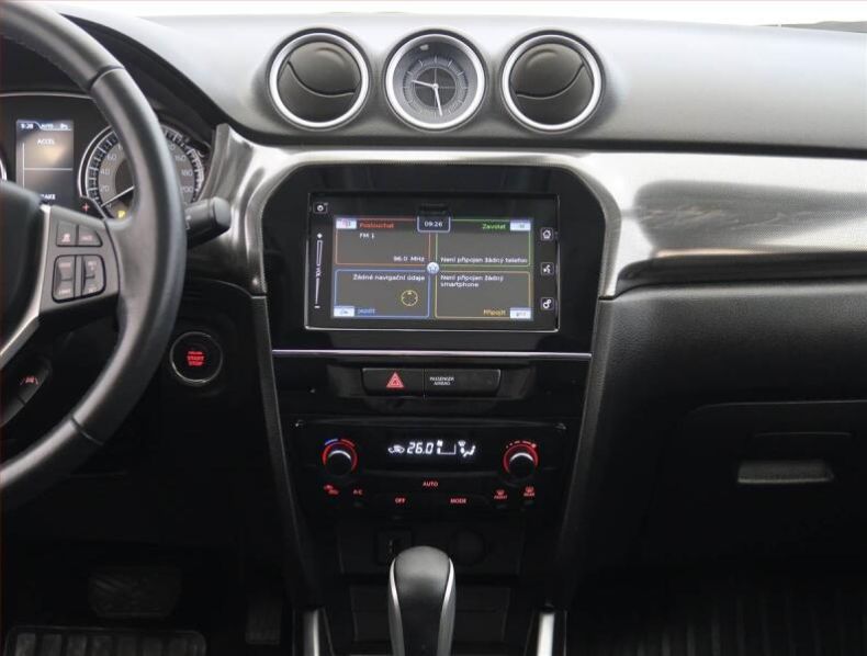 Suzuki Vitara - hlavní fotka