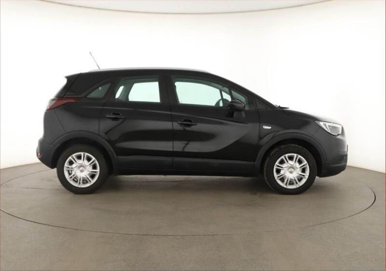 Opel Crossland X - hlavní fotka