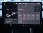 Tesla Model 3 - fotka číslo 11