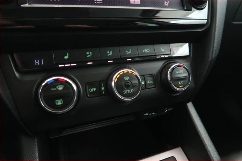 Škoda Octavia - hlavní fotka