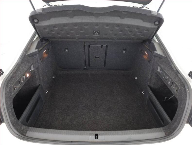 Škoda Superb - hlavní fotka