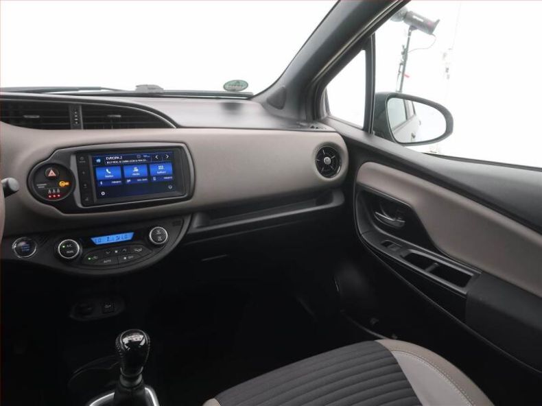 Toyota Yaris - hlavní fotka