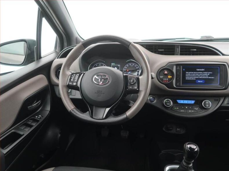Toyota Yaris - hlavní fotka inzerátu