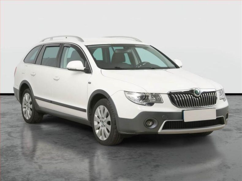 Škoda Superb - hlavní fotka inzerátu