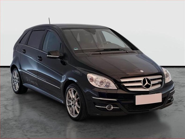 Mercedes Třída B - hlavní foto