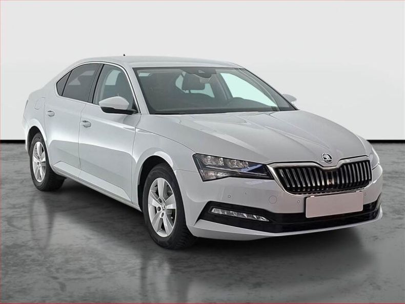 Škoda Superb - hlavní foto