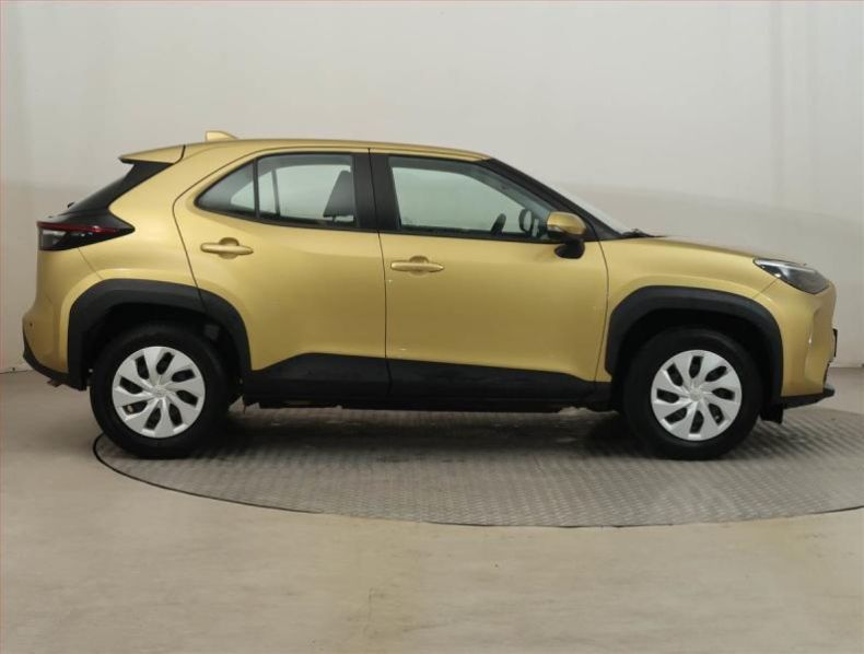 Toyota Yaris Cross - hlavní fotka