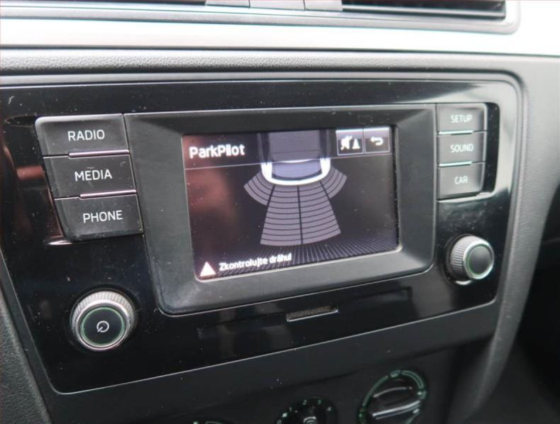 Škoda Rapid - hlavní fotka