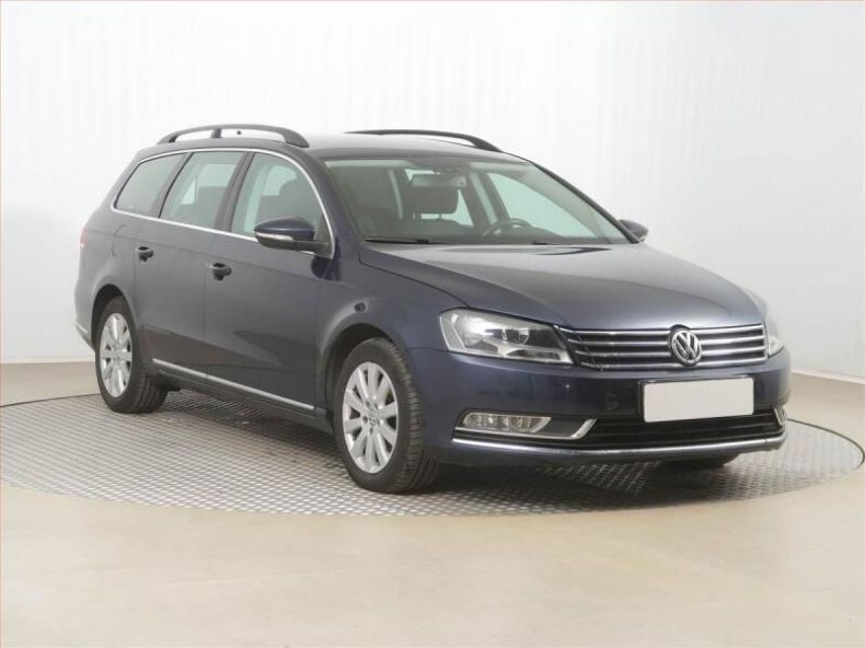 Volkswagen Passat - hlavní fotka inzerátu