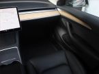 Tesla Model 3 - fotka číslo 7