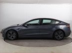 Tesla Model 3 - fotka číslo 2