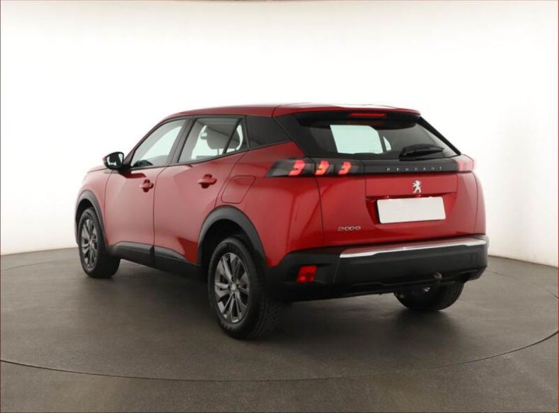 Peugeot 2008 - hlavní fotka