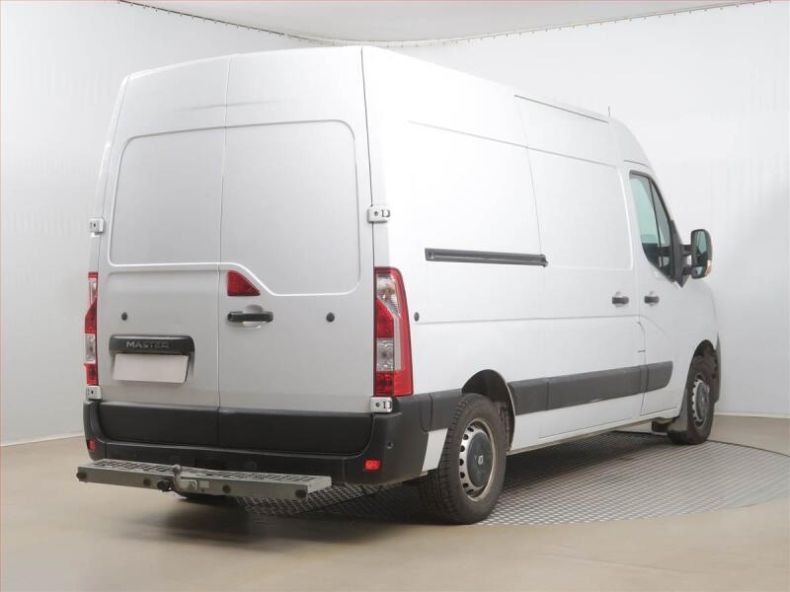 Renault Master - hlavní fotka