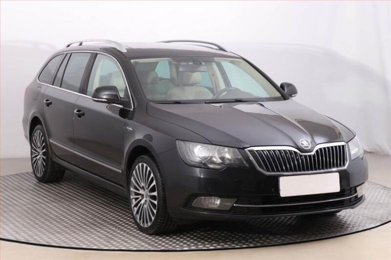 Škoda Superb - hlavní fotka inzerátu