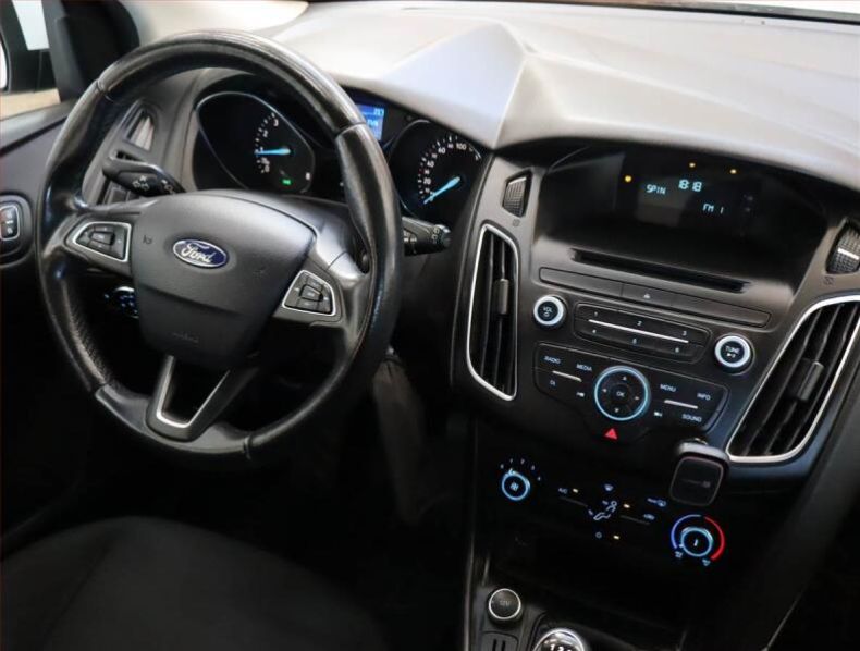 Ford Focus - hlavní fotka