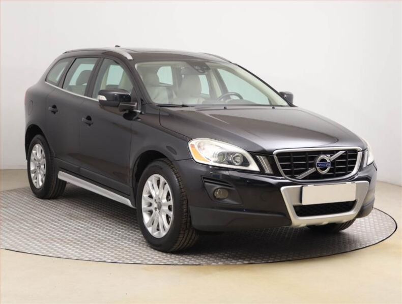 Volvo XC60 - hlavní foto