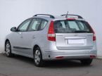 Hyundai i30 - fotka číslo 3