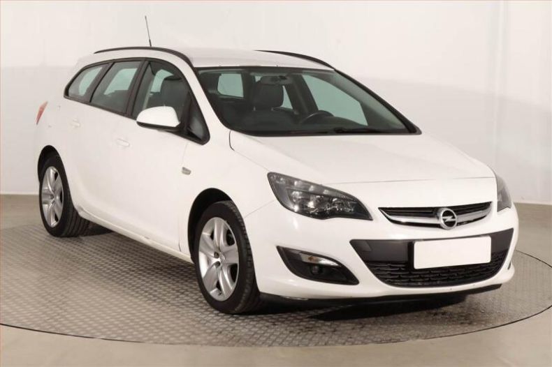 Opel Astra - hlavní foto