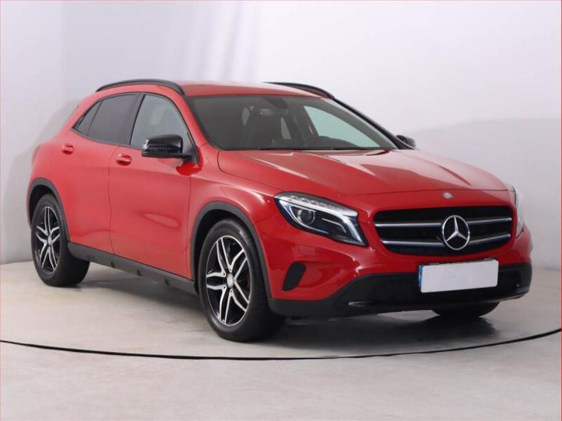 Mercedes Třída GLA - hlavní foto