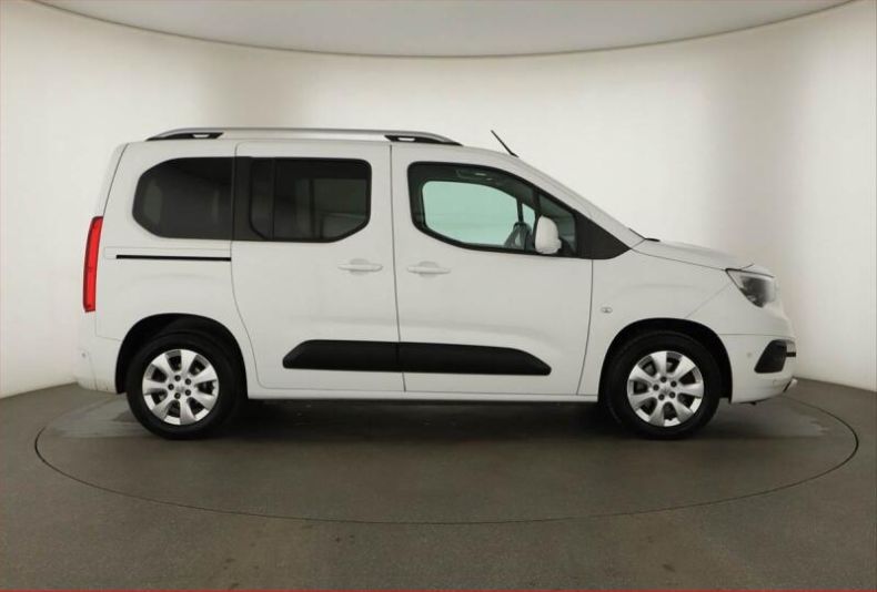 Opel Combo - hlavní fotka