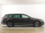 Volkswagen Passat - fotka číslo 5