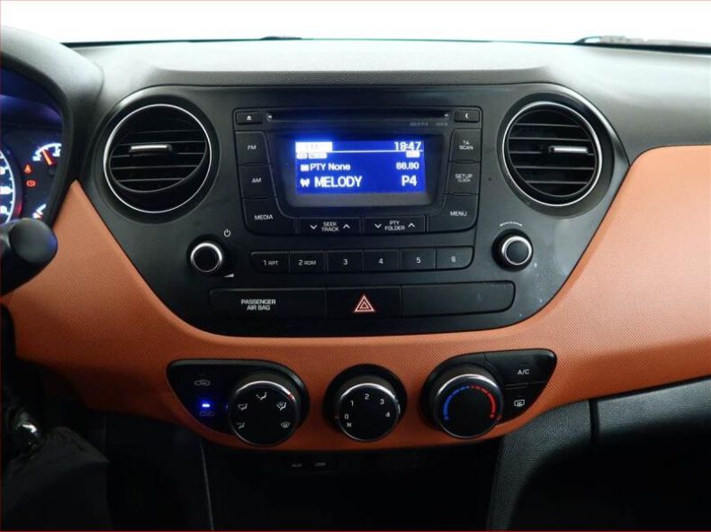 Hyundai i10 - hlavní fotka