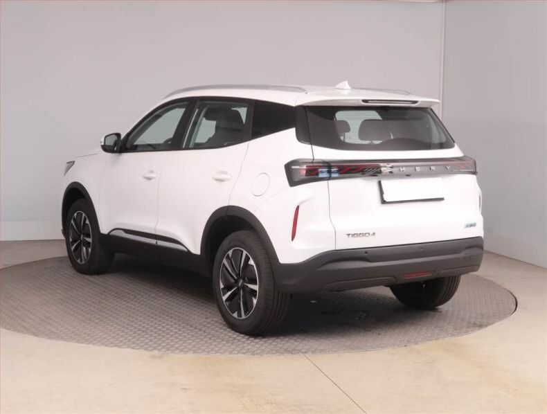 Chery Tiggo 4 HEV - hlavní fotka