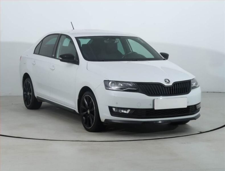 Škoda Rapid - hlavní fotka
