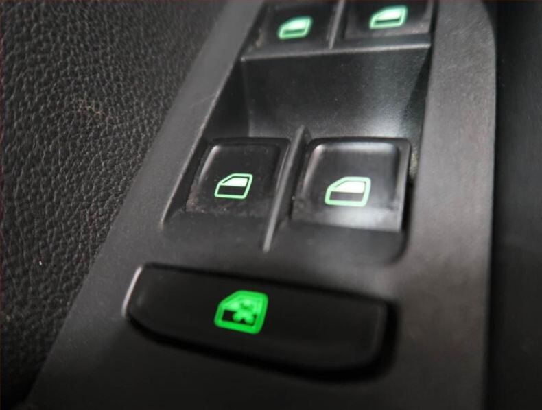 Škoda Octavia - hlavní fotka