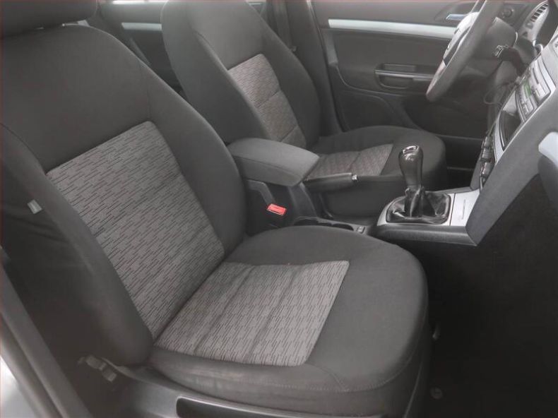 Škoda Octavia - hlavní fotka