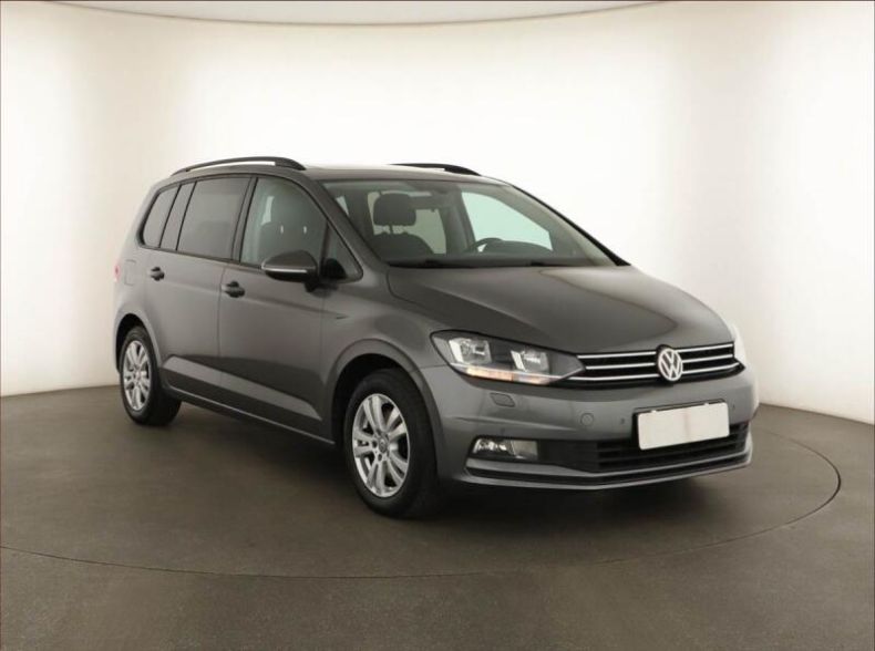 Volkswagen Touran - hlavní fotka inzerátu