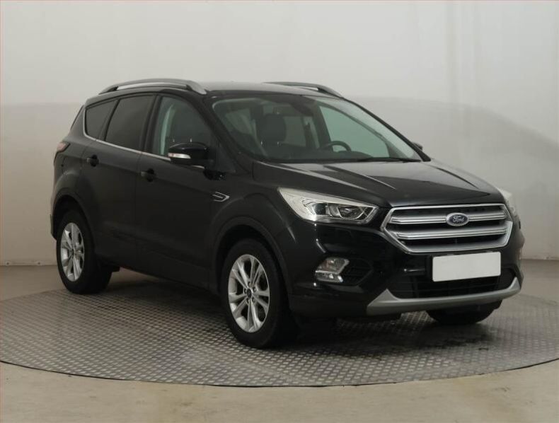 Ford Kuga - hlavní foto