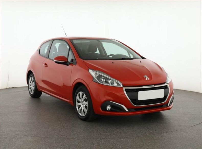 Peugeot 208 - hlavní foto