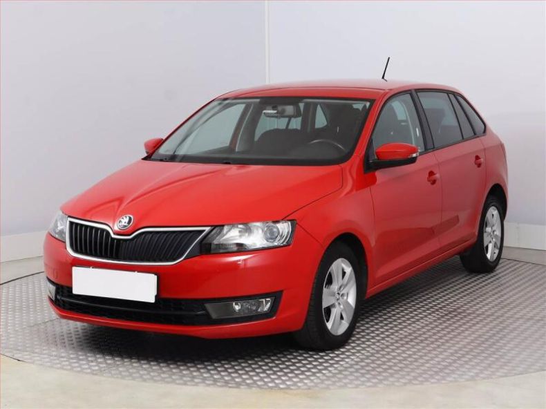 Škoda Rapid - hlavní fotka