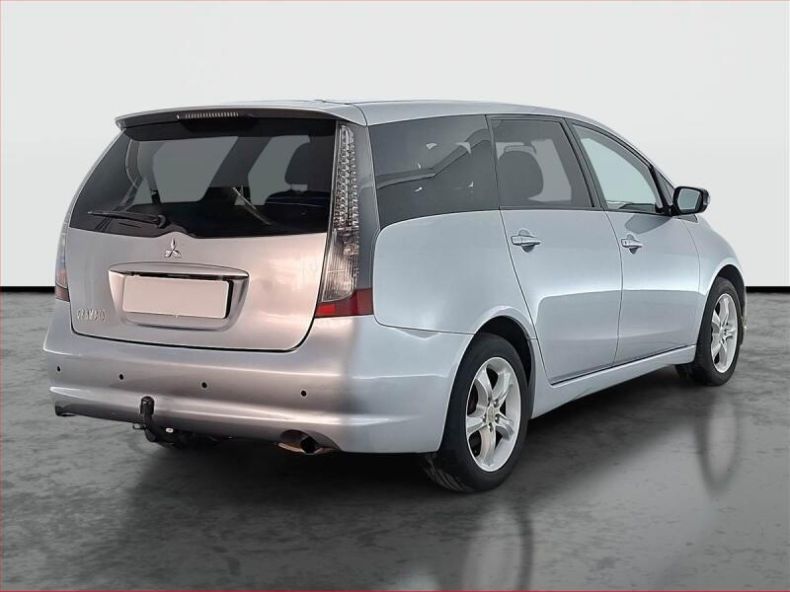 Mitsubishi Grandis - hlavní fotka