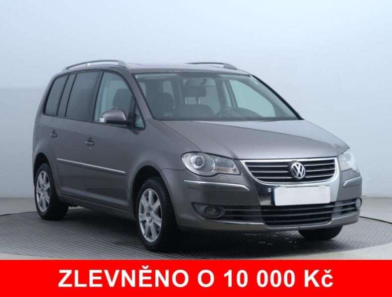 Volkswagen Touran - hlavní foto