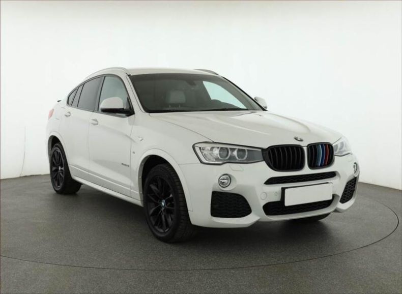 BMW X4 - hlavní foto