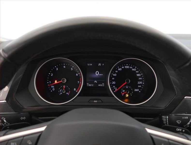 Volkswagen Tiguan - hlavní fotka