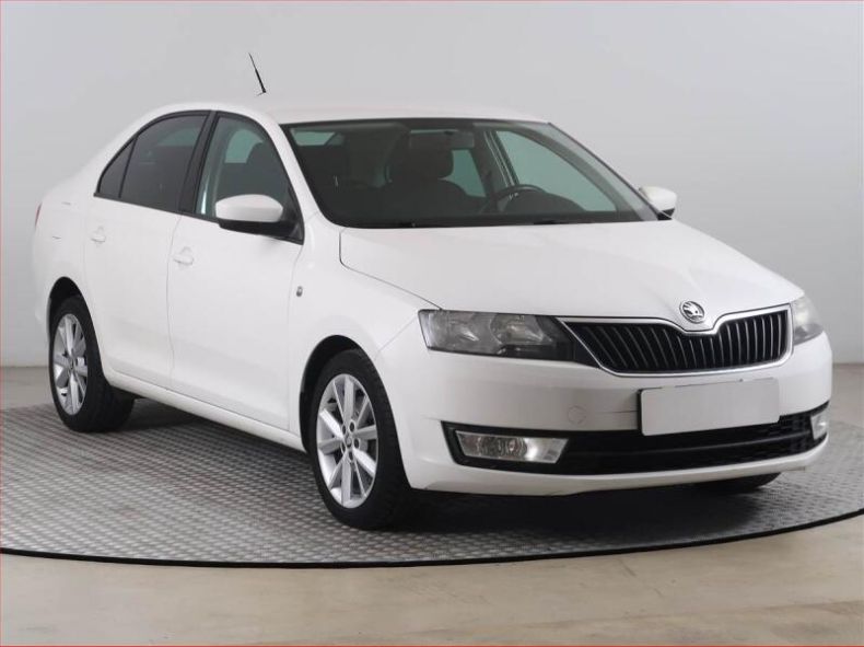 Škoda Rapid - hlavní foto
